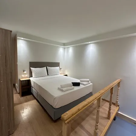 Q Rocco Apartments, Corfu Town Экстерьер фото