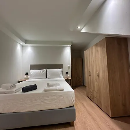 Q Rocco Apartments, Corfu Town Экстерьер фото