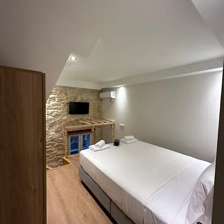 Q Rocco Apartments, Corfu Town Экстерьер фото
