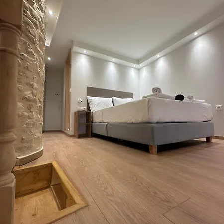 Q Rocco Apartments, Corfu Town Экстерьер фото