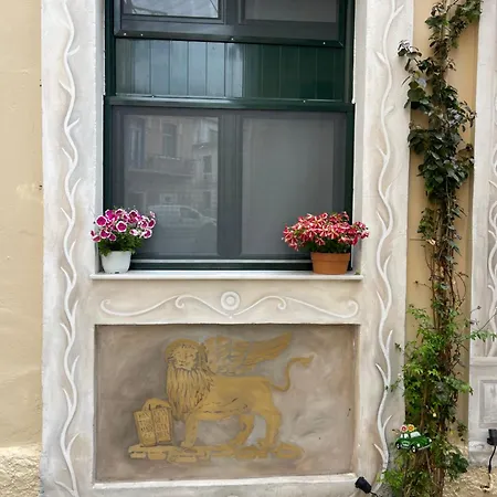Q Rocco Apartments, Corfu Town Экстерьер фото