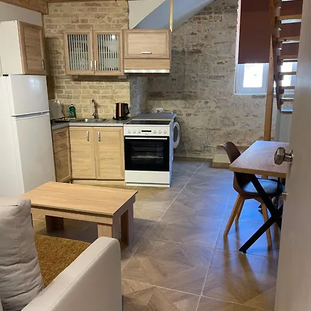 Q Rocco Apartments, Corfu Town Экстерьер фото