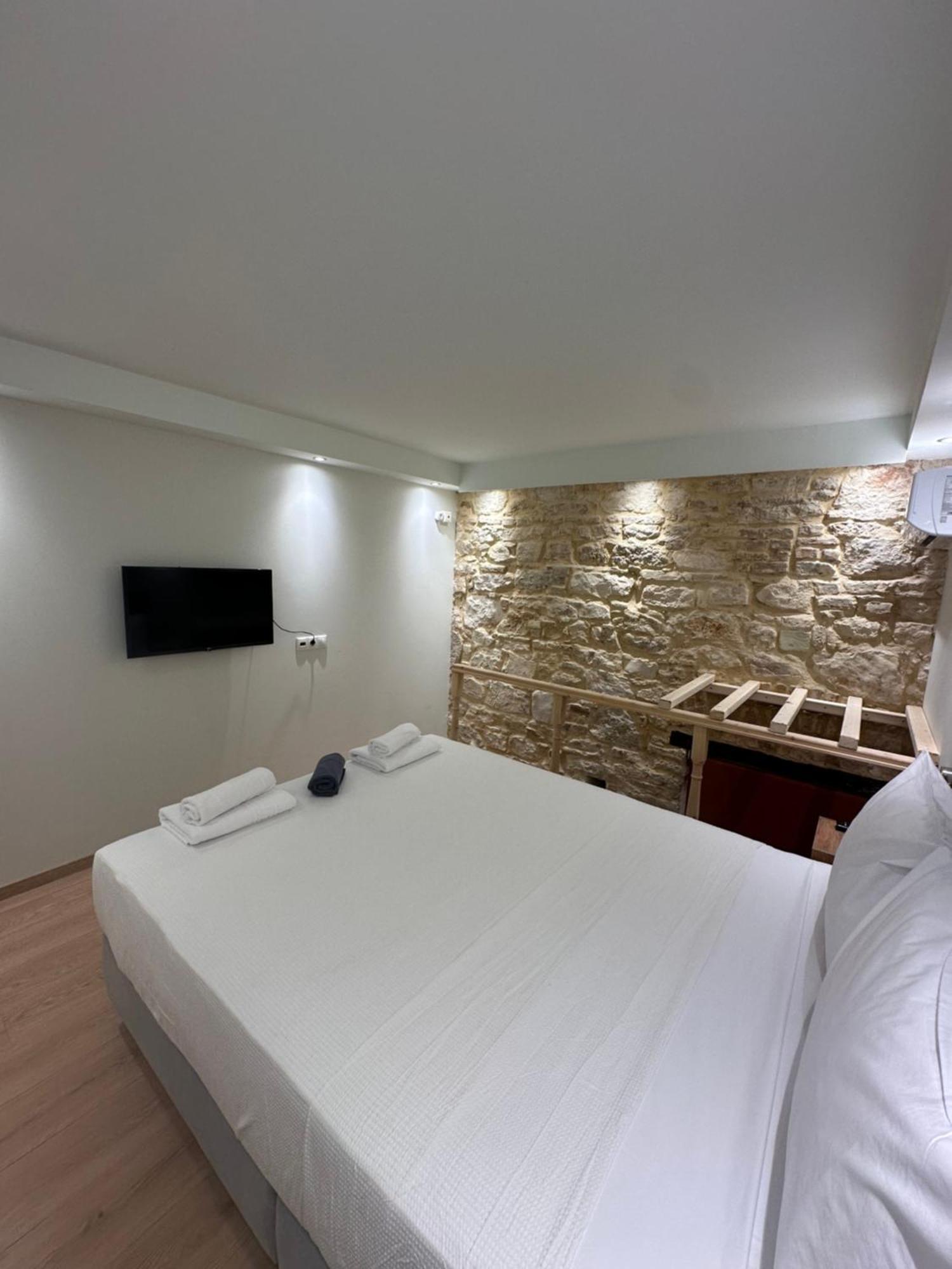 Q Rocco Apartments, Corfu Town *